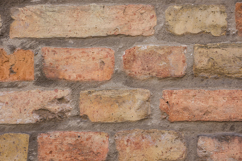 Brick wall -